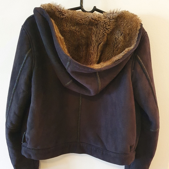 Armani Jeans Jacket with fur - Picture 2 of 7
